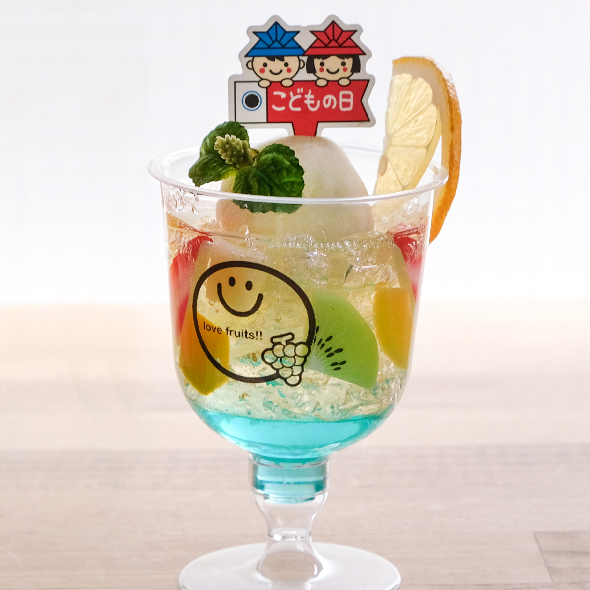 東京ソラマチ店　トロピカルジュースの食品サンプル製作体験